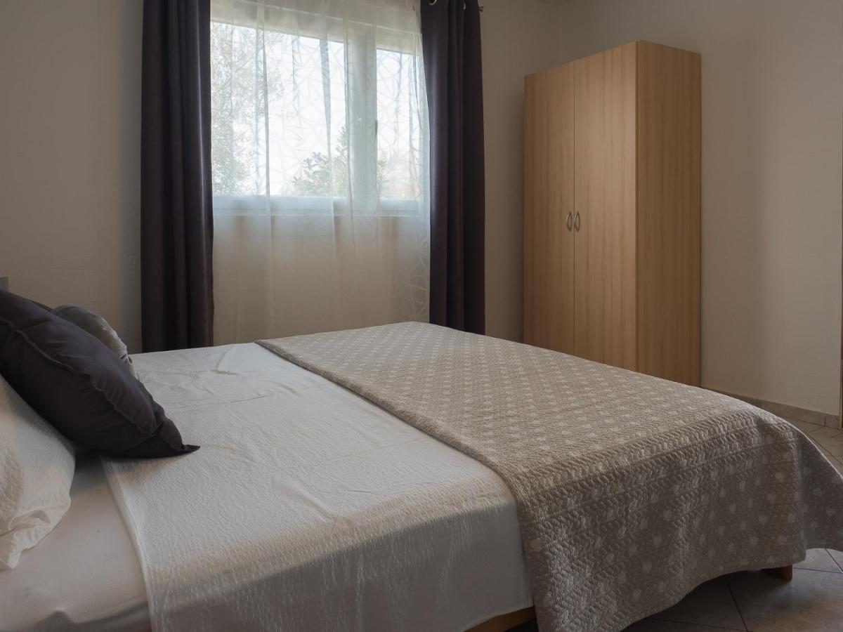 Apartments Summer Bloom Krk Town Exterior foto